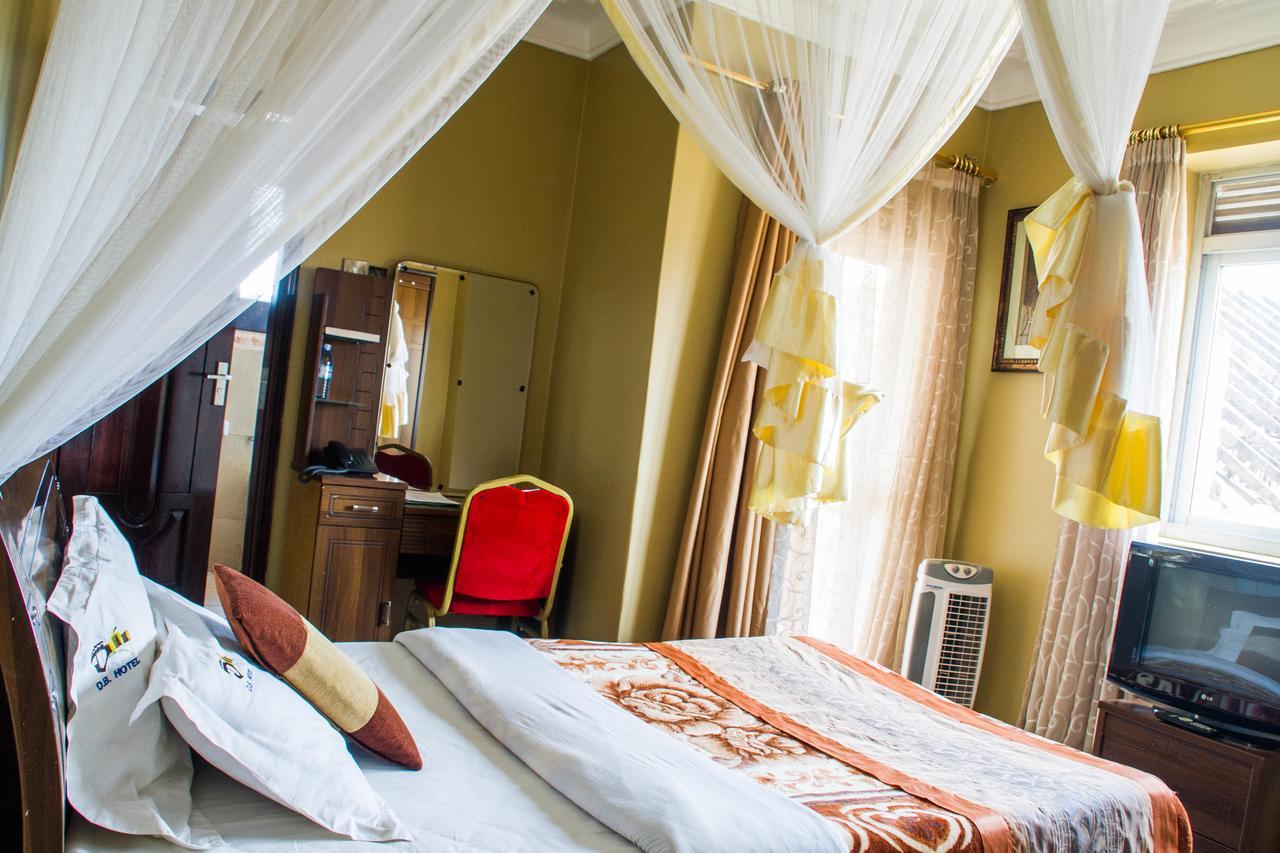 Desert Breeze Hotel Arua Exterior foto