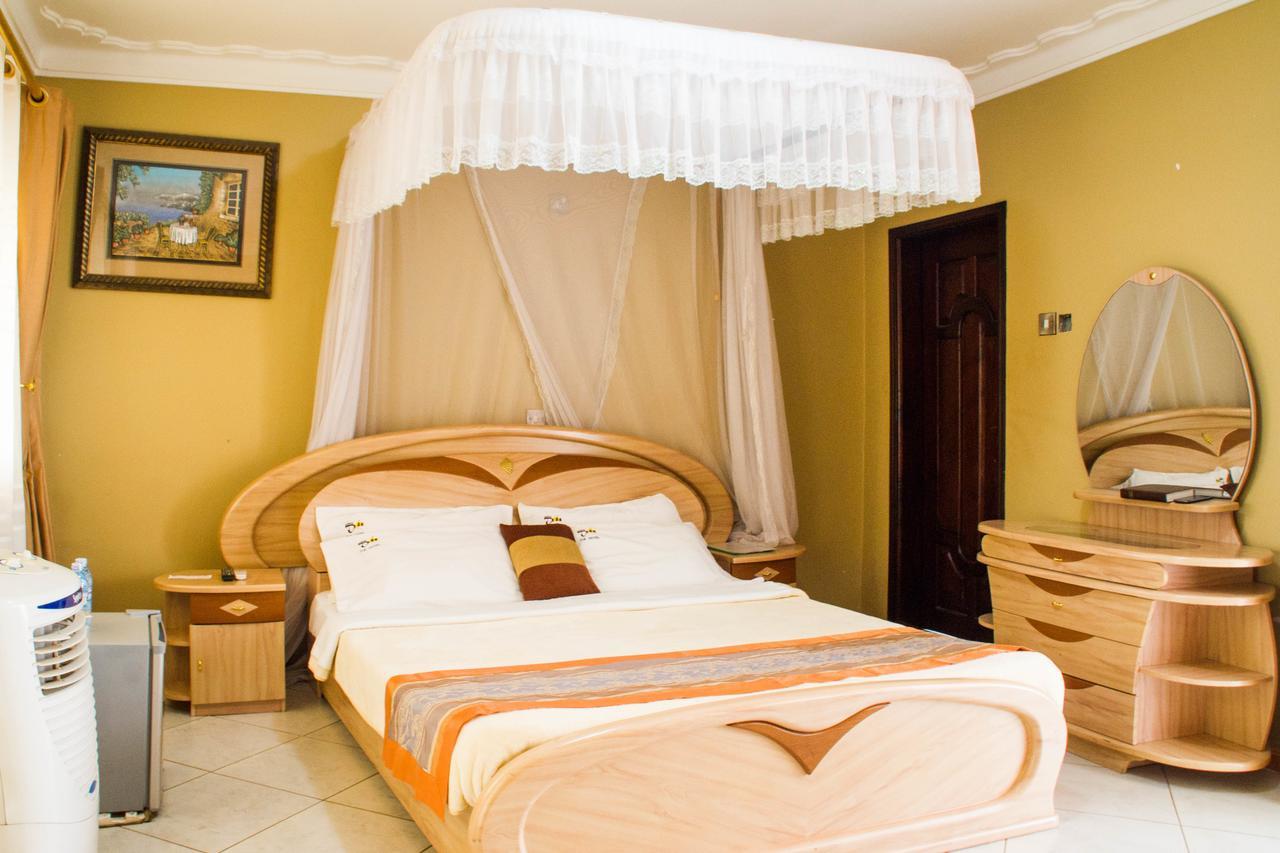 Desert Breeze Hotel Arua Exterior foto